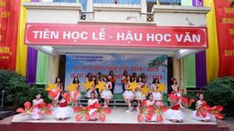 LỄ BẾ GIẢNG NĂM HỌC 2018-2019  VÀ CHIA TAY HỌC SINH LỚP 9 NIÊN KHÓA 2015-2019