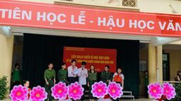 Liên hoan " Chiến sĩ nhỏ Điện Biên "