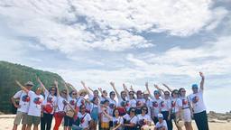 Công đoàn trường tổ chức thăm quan Đảo Quan Lạn, Vân Đồn, Quảng Ninh!