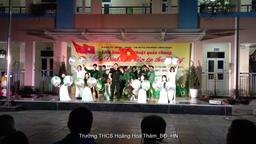 Thầy và trò trường THCS Hoàng Hoa Thám toả sáng tại đêm liên hoan văn nghệ “Ba Đình mãi niềm tin theo Đảng”