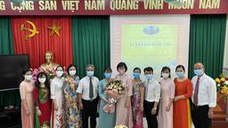 Chi bộ trường THCS Hoàng Hoa Thám tổ chức Kết nạp đảng viên