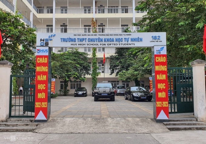 Trường chuyên Khoa học tự nhiên nhận hồ sơ lớp 10 từ 10/4