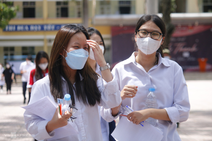 Các trường hot ở Hà Nội tuyển thẳng vào lớp 10 thế nào?