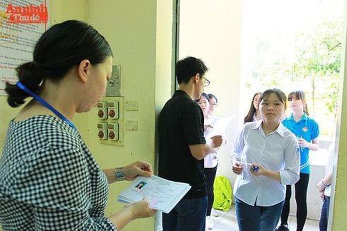 72.000 học sinh được vào lớp 10 công lập Hà Nội năm học 2023-2024
