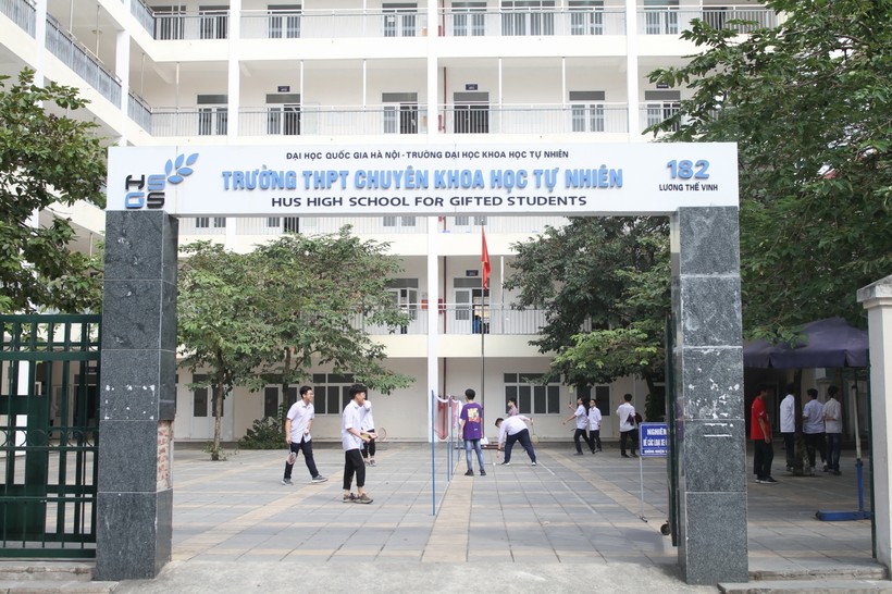 Trường THPT chuyên Khoa học Tự nhiên công bố lịch thi vào lớp 10