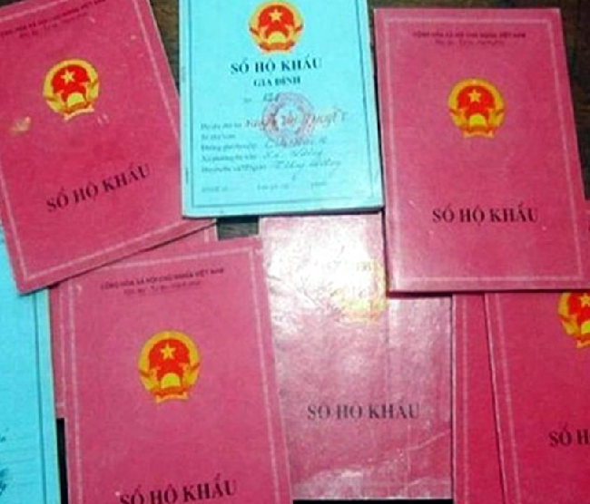 Hà Nội chấn chỉnh việc thực hiện các quy định liên quan đến bỏ sổ hộ khẩu, sổ tạm trú giấy