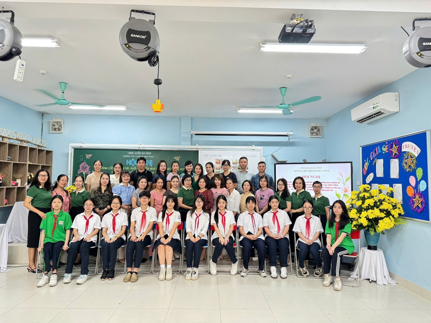 Trường THCS Hoàng Hoa Thám tổ chức Hội nghị tiếp xúc, đối thoại-Hội nghị của sự “lắng nghe” và “thấu hiểu”