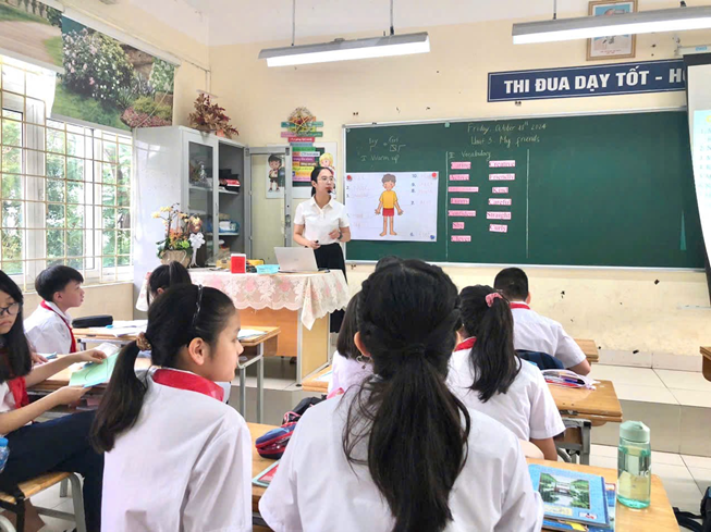 Tiết chuyên đề tổ Ngoại Ngữ - Dạy từ vựng theo định hướng phát triển năng lực