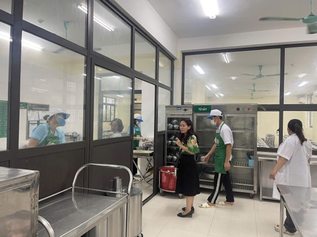 Công tác kiểm tra đảm bảo an toàn vệ sinh thực phẩm góp phần đảm bảo sức khỏe học sinh