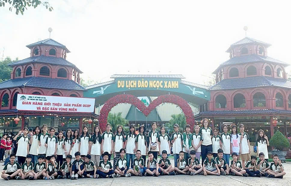 Chuyến tham quan Đảo Ngọc Xanh của lớp 6A2