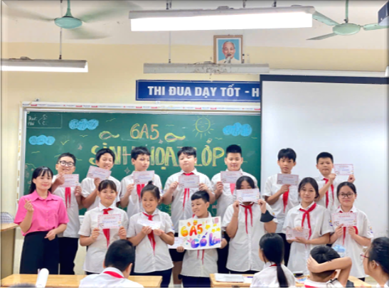Cô và các bạn 6A5 chia tay bạn Hoàng Bảo Nam yêu quý