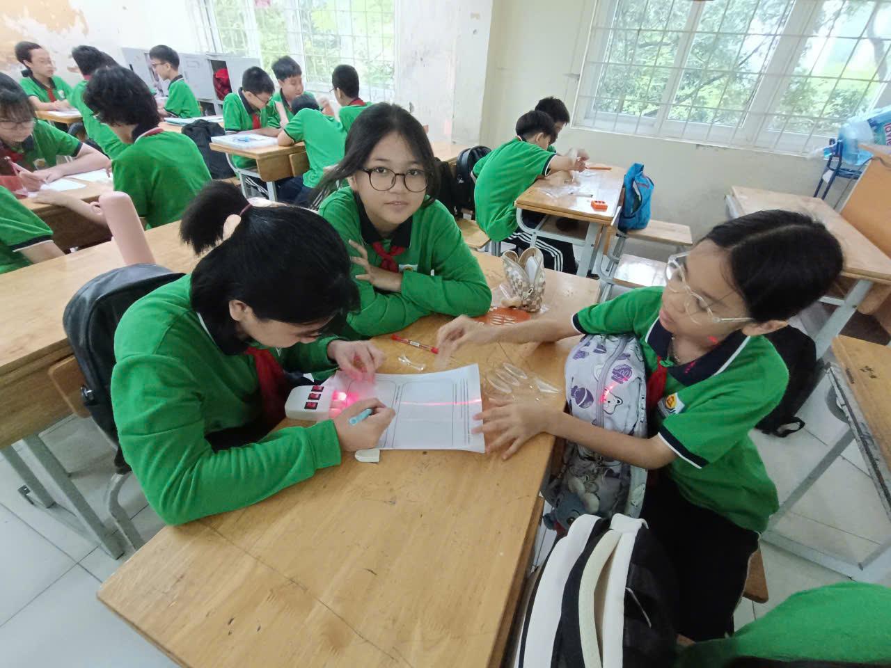 Buổi học STEM đầy sáng tạo của lớp 7A2