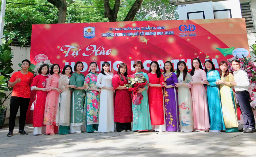 Tổ Xã hội trường THCS Hoàng Hoa Thám Đoàn kết – Trách nhiệm – Nỗ lực vì tương lai