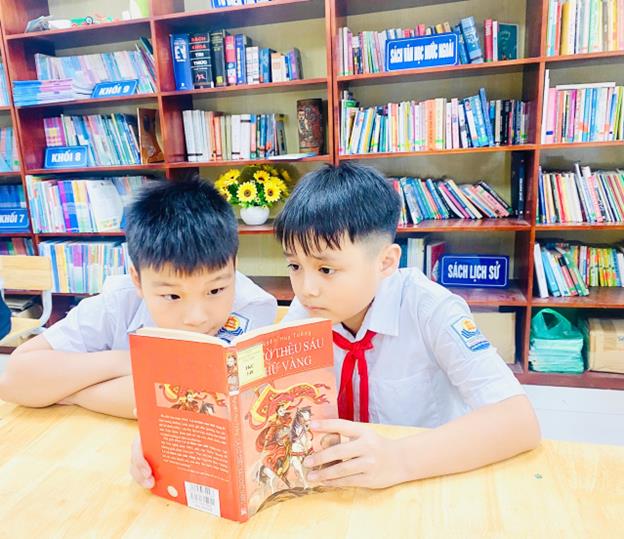 Mỗi ngày một cuốn sách hay: “Lá cờ thêu sáu chữ vàng” – Nguyễn Huy Tưởng