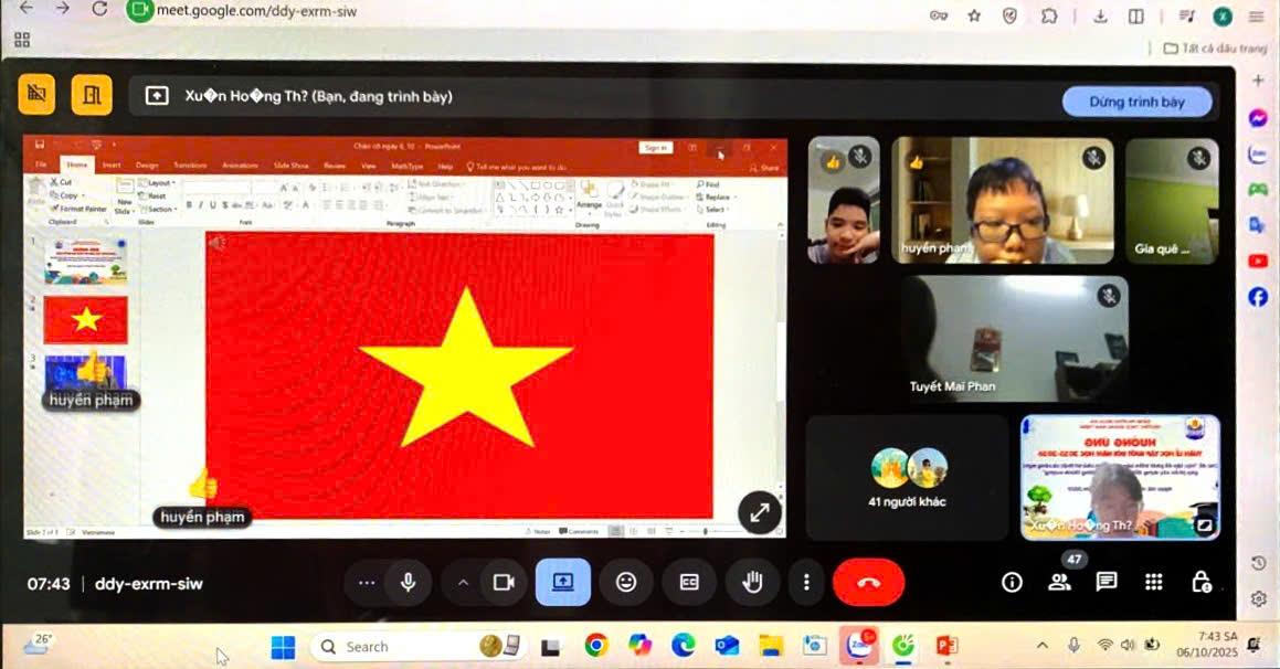 Tiết chào cờ đặc biệt với hình thức trực tuyến của liên đội trường THCS Hoàng Hoa Thám trong điều kiện ảnh hưởng của cơn bão số 11