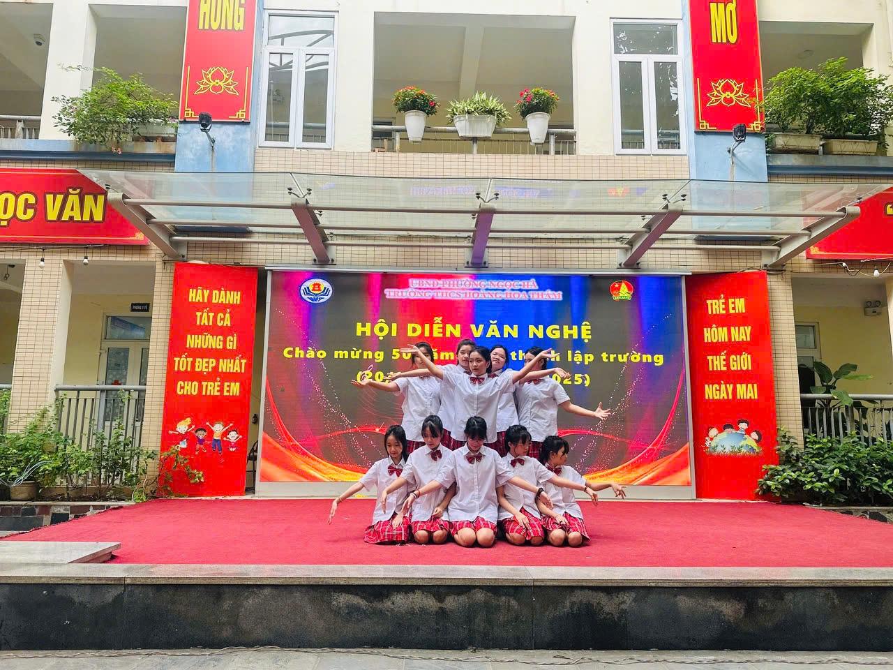 Kỷ niệm ngọt ngào của 6A3 trong hội diễn 20/11