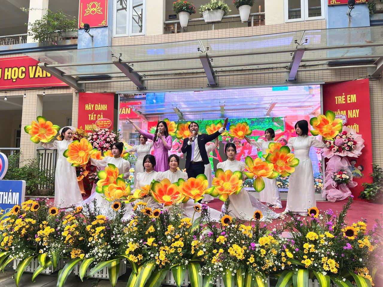 Tháng 11 tri ân đầy ý nghĩa của lớp 9A4 chúng em.