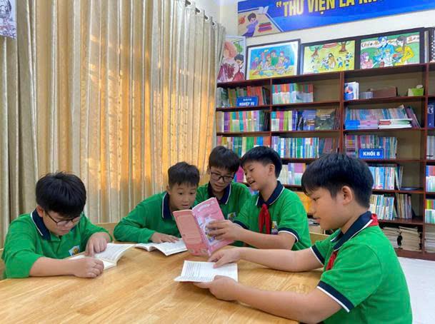 Tháng mười một – Khi trang sách biết nói lời tri ân