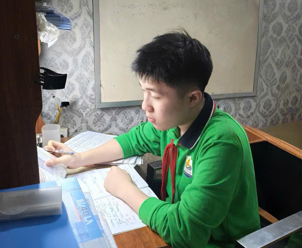 Văn Quốc Huy – Gương mặt tài năng của bộ môn Khoa học tự nhiên