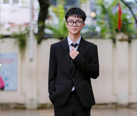 Đỗ Nguyên An – “Cao thủ toán” của 9A2 trong mắt chúng mình