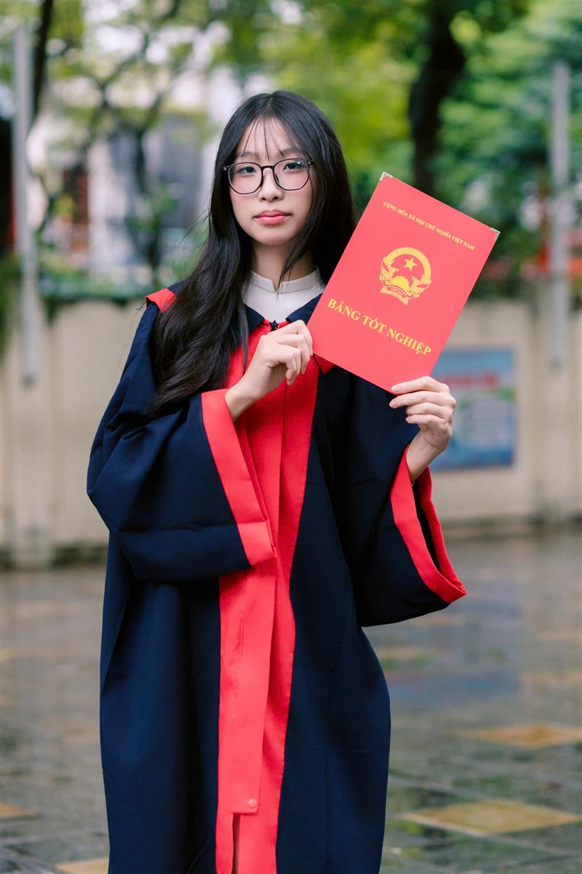 Lê Hoàng Ngọc Diệp – Bông hoa tài năng toả sáng của lớp 9A2