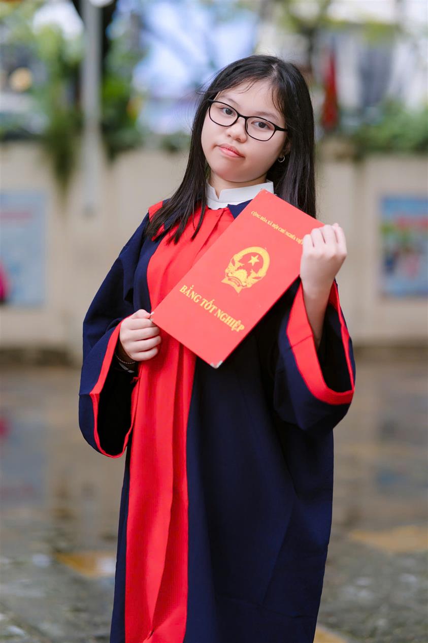 Lê Ngọc Phương Thảo – học sinh lớp 9A2 gương mẫu, thân thiện