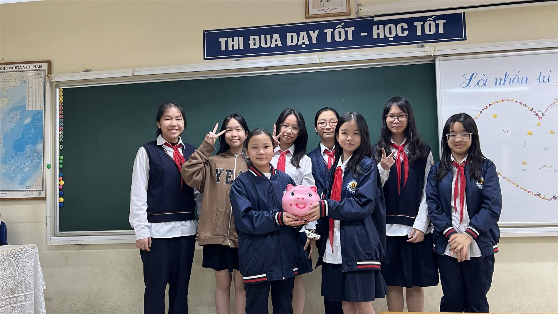 Lan toả việc làm tử tế từ phong trào nuôi heo đất cùng tập thể lớp 6A1