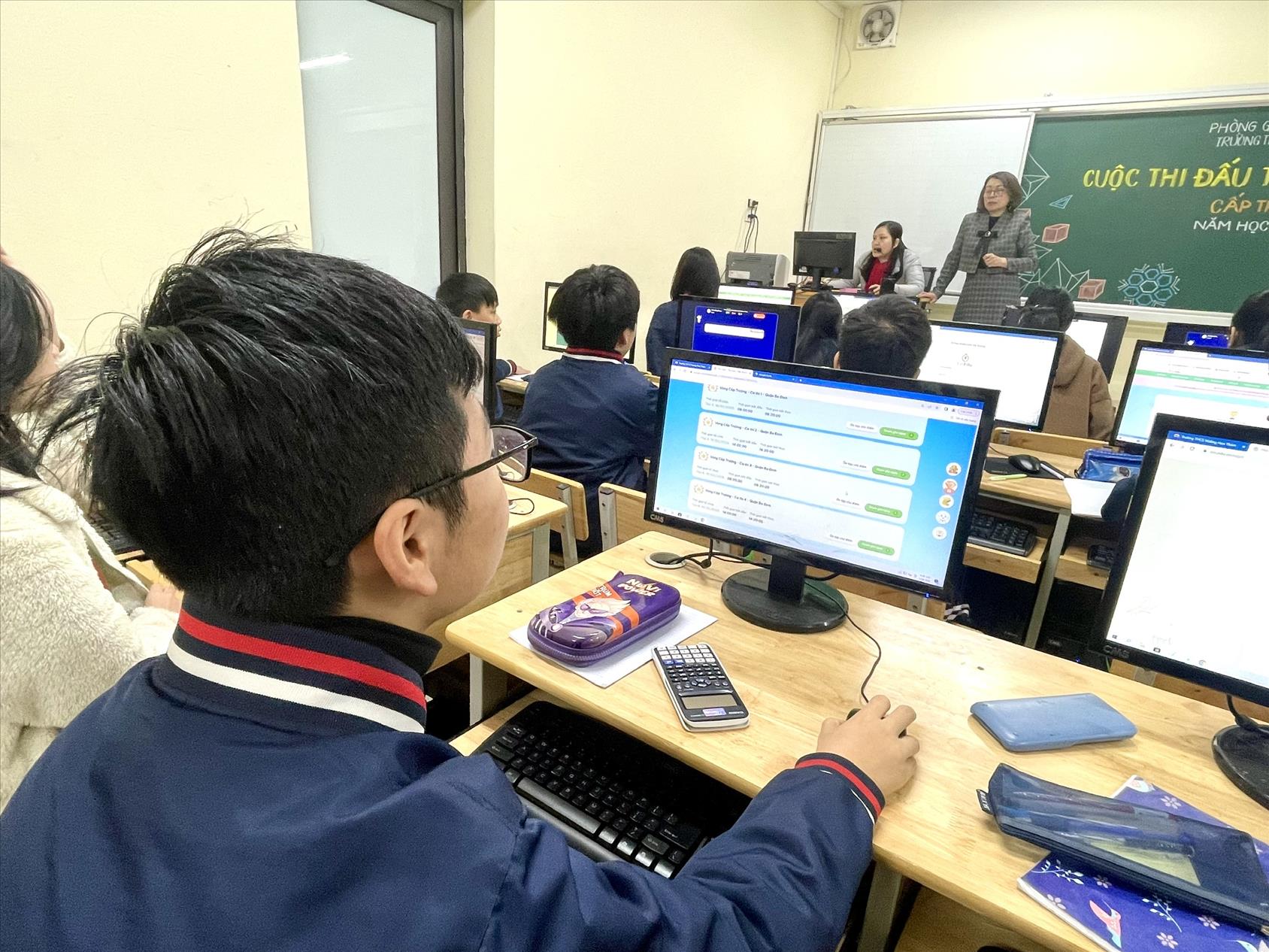 Lớp 6A1 trường THCS Hoàng Hoa Thám xuất sắc tranh tài tại đấu trường Toán học cấp trường.