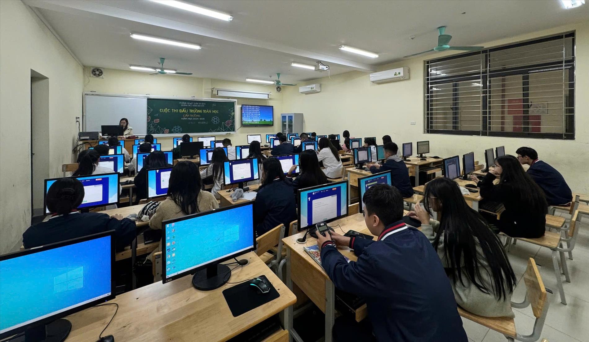 Lớp 7A3 trường THCS Hoàng Hoa Thám tích cực tham gia sân chơi "Đấu trường Toán học" vòng cấp trường