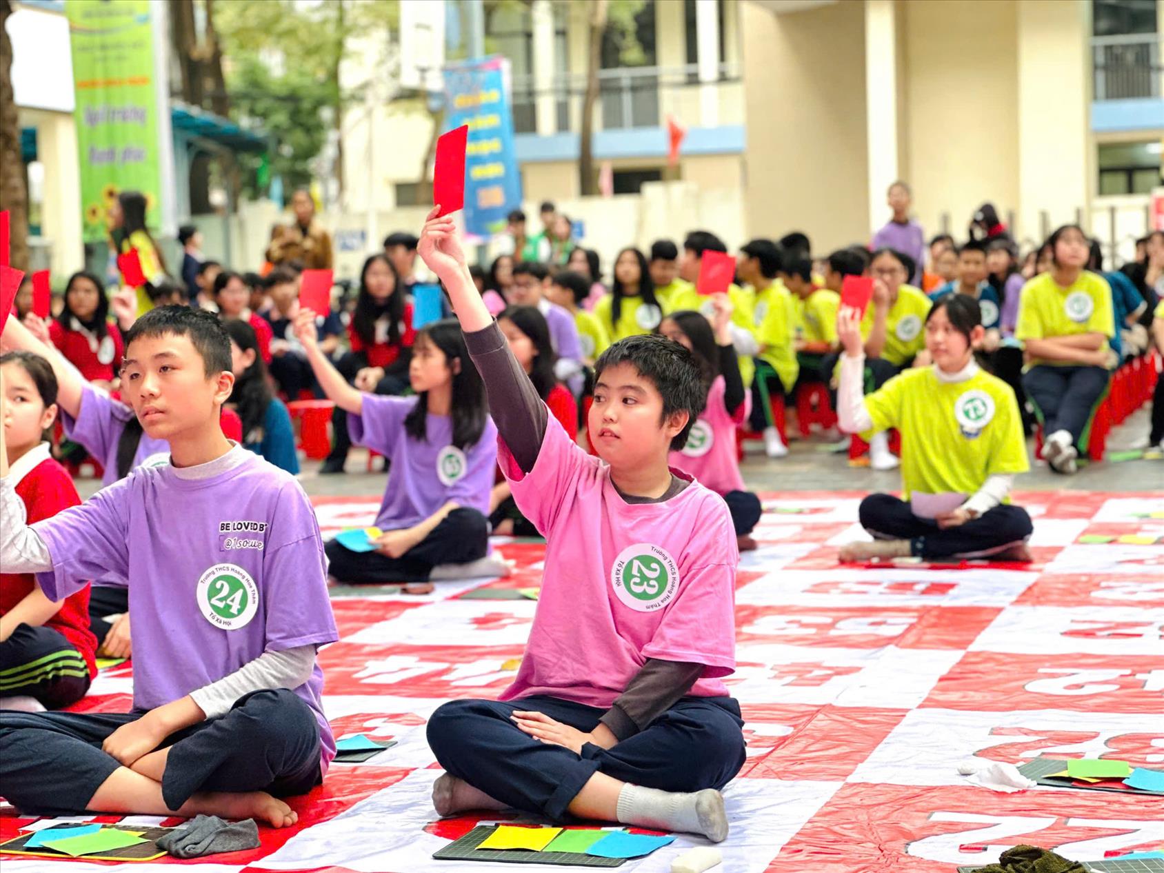 Lớp 7A4 hào hứng, sôi nổi tham gia cuộc thi “Rung chuông vàng”