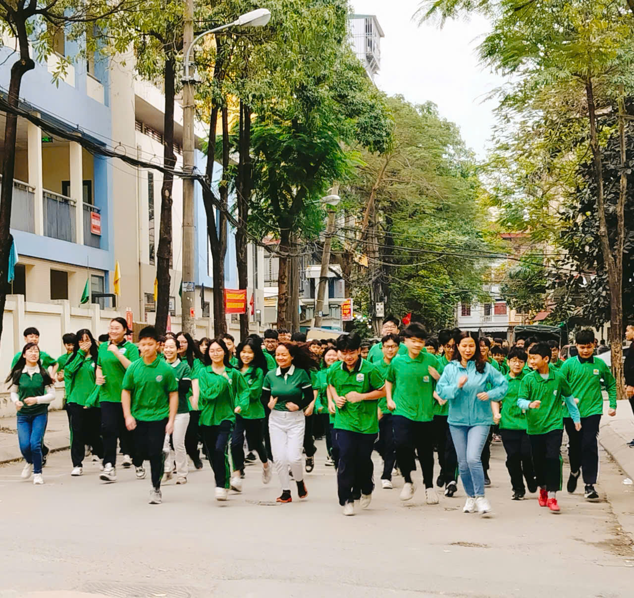 Lớp 7A7 tích cực hưởng ứng “Ngày chạy Olympic Vì sức khỏe toàn dân năm 2025 và phát động giải chạy Báo Hà Nội mới lần thứ 50 – Vì hòa bình” của UBND Phường Vĩnh Phúc, Quận Ba Đình, TP Hà Nội tổ chức.