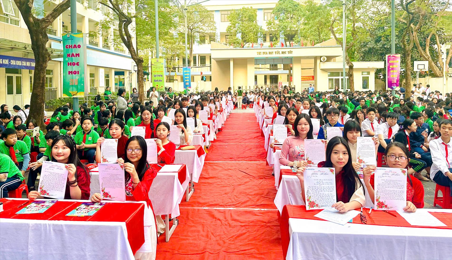 Hội thi “Viết chữ đẹp” mùa hai – Khám phá vẻ đẹp nghệ thuật từ những con chữ