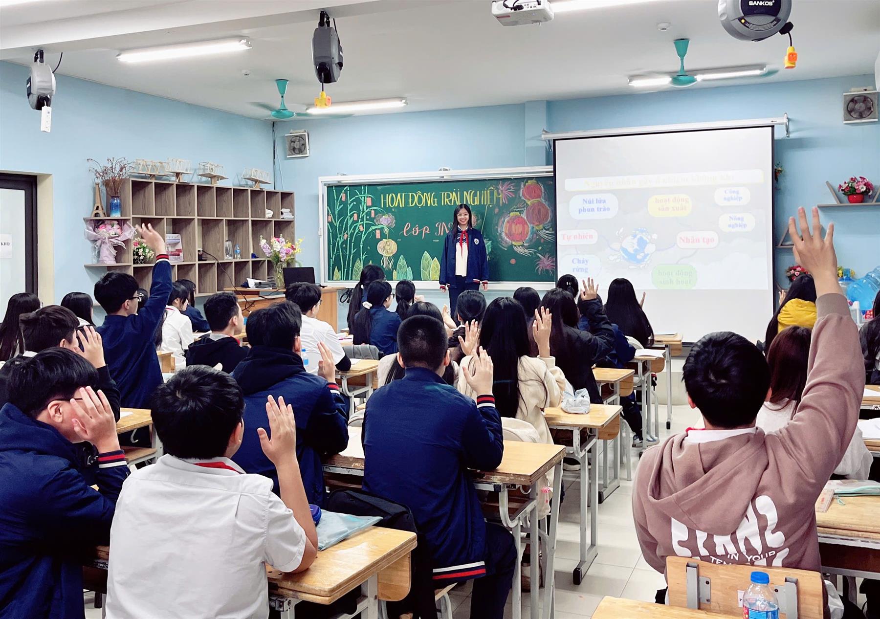 Hít thở tương lai xanh: Tiết trải nghiệm ý nghĩa của lớp 9A2