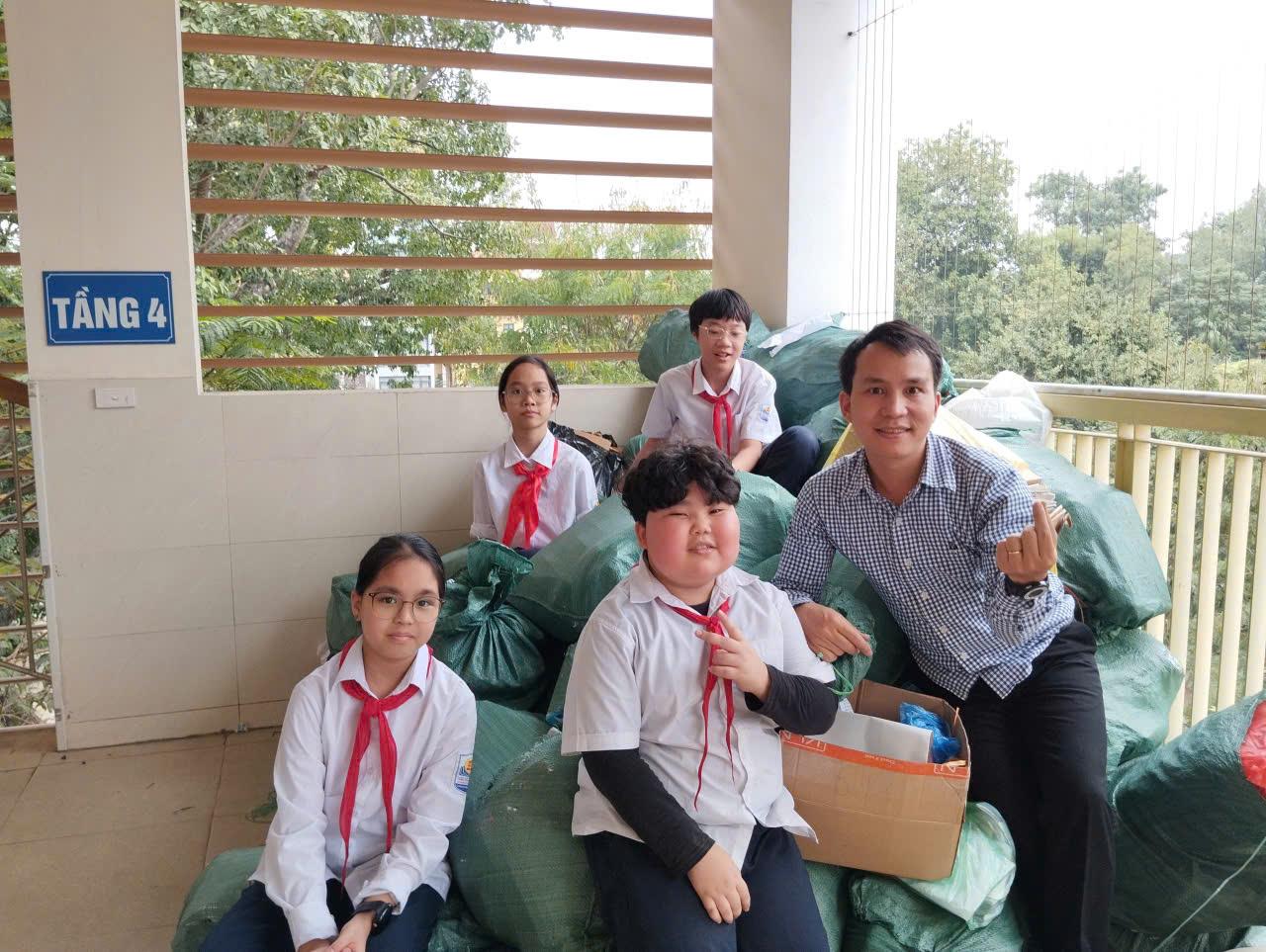 Liên đội trường THCS Hoàng Hoa Thám triển khai phong trào “Kế hoạch nhỏ” lần thứ nhất: Lan tỏa thông điệp “Việc làm nhỏ – Ý nghĩa lớn”