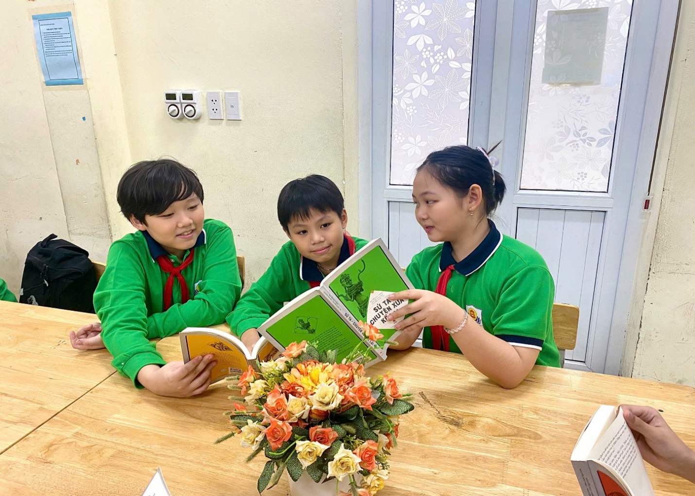 D:\THƯ VIỆN\ẢNH THƯ VIỆN\z7147770709603_a4c9a24ab6d88861aa5823db91483e9d.jpg