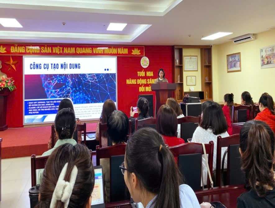 A person giving a presentation to a group of peopleDescription automatically generated