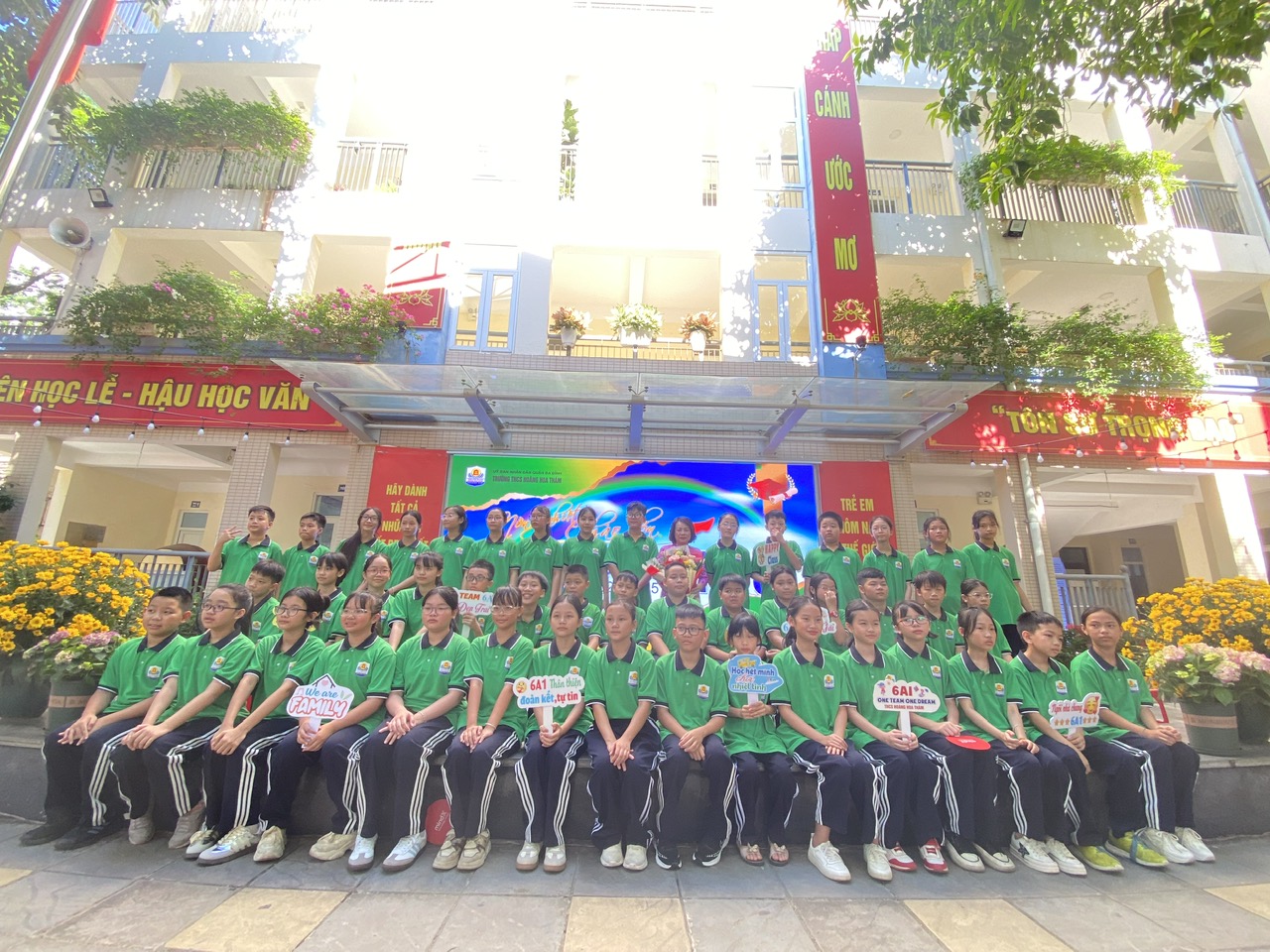 E:\HHT nam hoc 2024-2025\Màn hình làm việc 2024.2025HHT\6A1\fcb45928a75a03045a4b.jpg