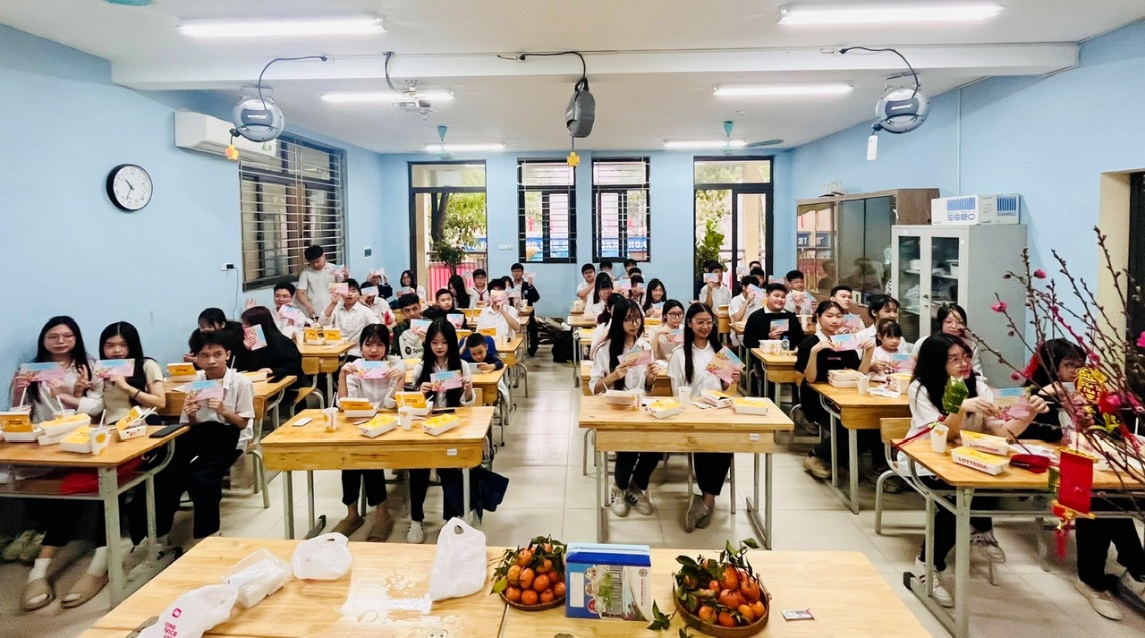 C:\Users\Admin\Desktop\sơ kết\z7440111960479_651d3aaa3bc990bd9fcba1f50c225059.jpg