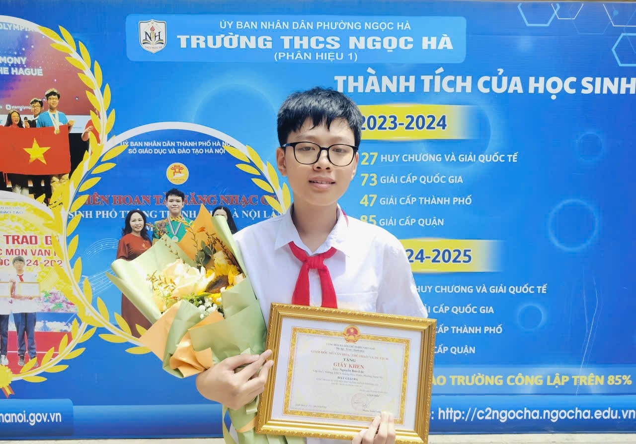 A child holding a certificate and a bouquet of flowersDescription automatically generated